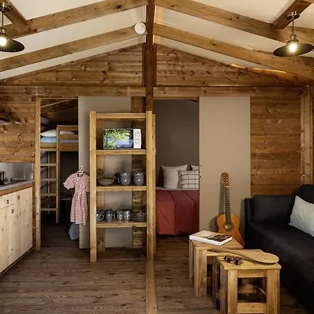 Zecamping 4 Etoiles - A 900 M - Chic Et Charme Confort Campingplatz