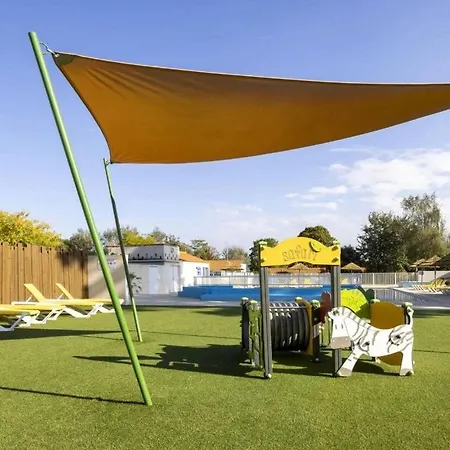 Zecamping 4 Etoiles Parc Aquatique Club Enfant Animations Dog Friendly Кемпинг