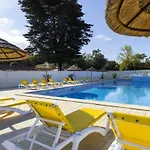 Zecamping 4 - Plage A 900 M - Cabane Chic Et Charme Tout Confort Кемпинг
