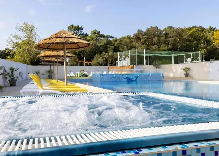 4 Etoiles - Parc Aquatique - Ccbec0e אתר קמפינג